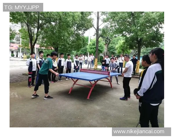 重庆乒乓球队的阵地战解析与未来发展趋势探讨