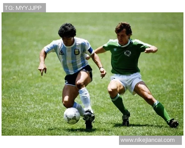 被人尊重的足球明星背后的奋斗故事与人生哲学探讨